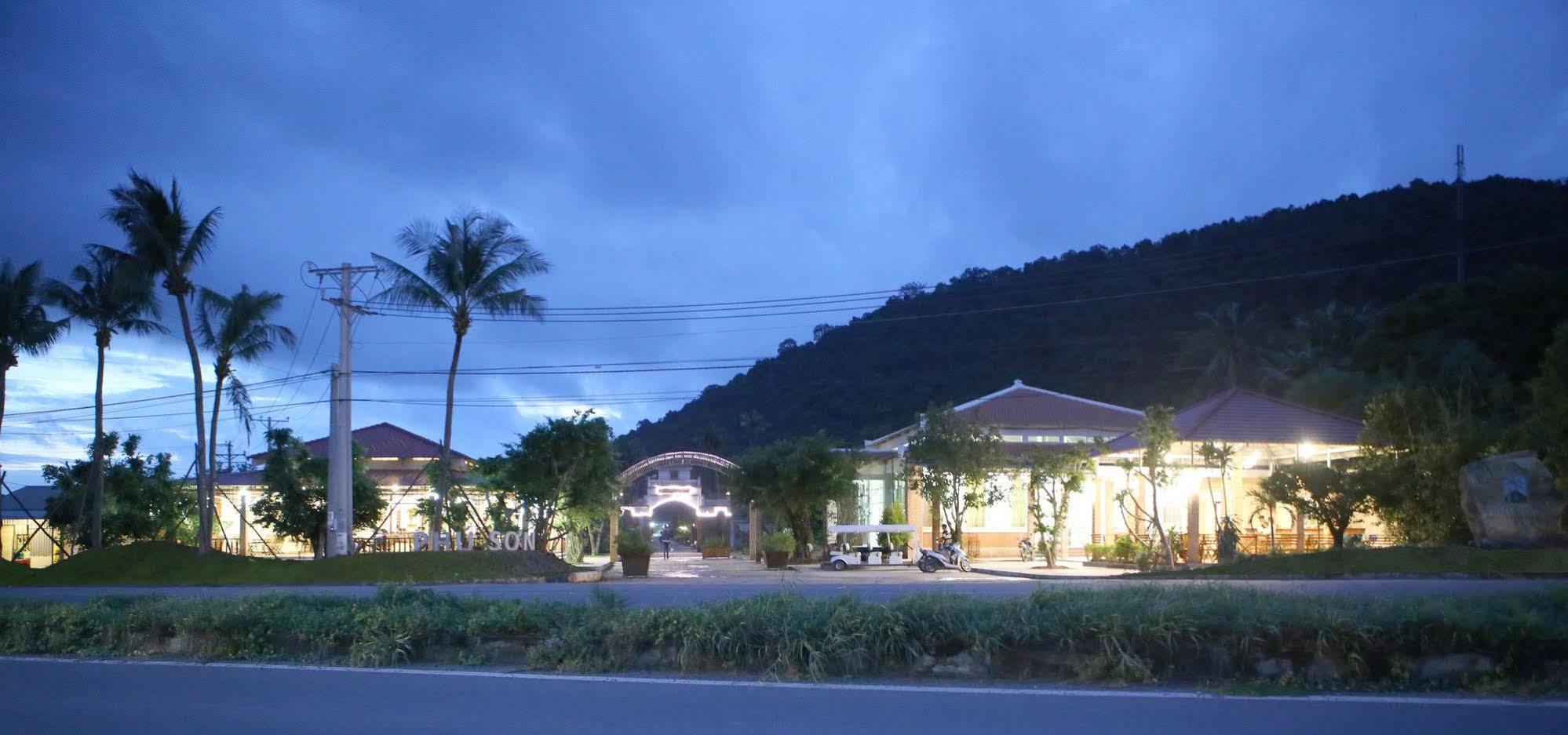 Phu Son Village Resort ฟู้โกว๊ก ภายนอก รูปภาพ