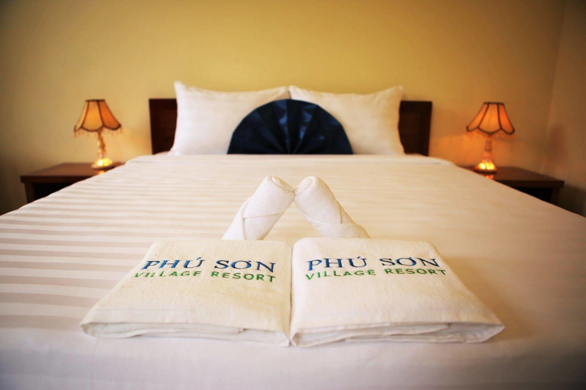 Phu Son Village Resort ฟู้โกว๊ก ภายนอก รูปภาพ